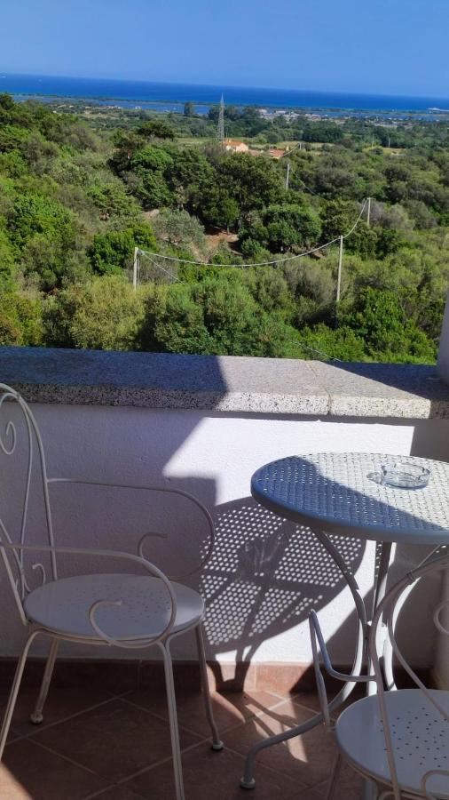 Casa L'Ulivariu Affittacamere San Teodoro  Exterior foto