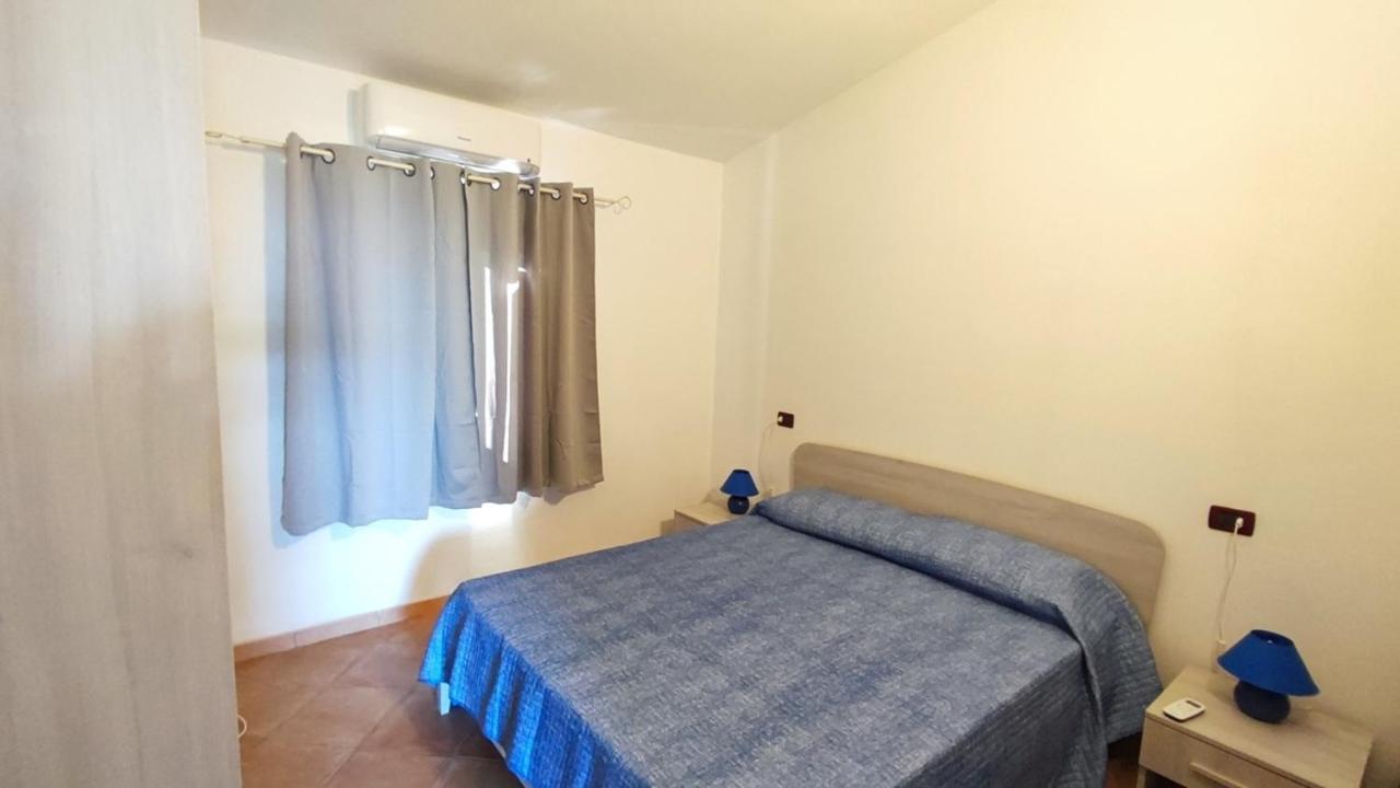 Casa L'Ulivariu Affittacamere San Teodoro  Exterior foto