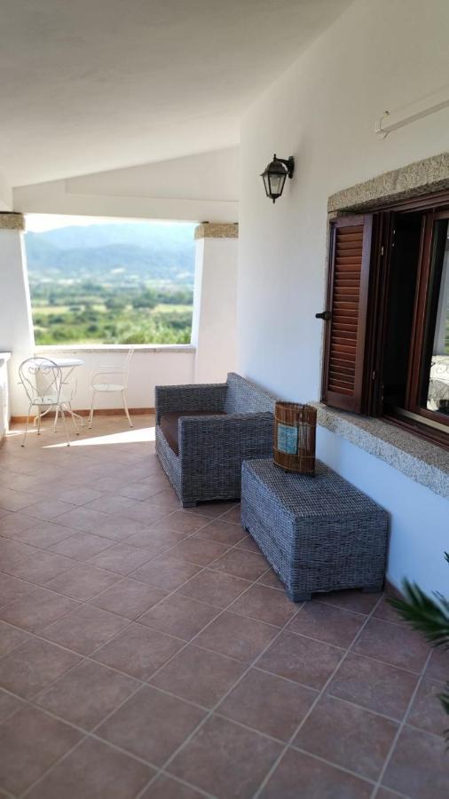Casa L'Ulivariu Affittacamere San Teodoro  Exterior foto