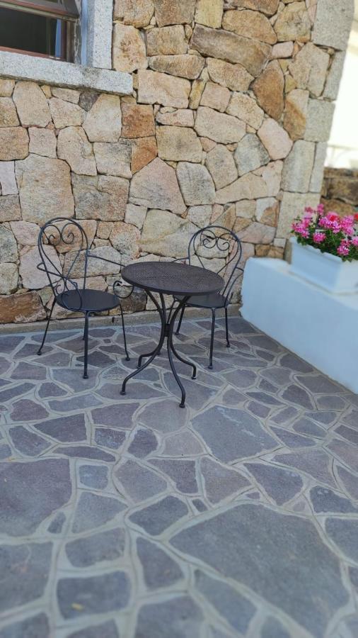 Casa L'Ulivariu Affittacamere San Teodoro  Exterior foto